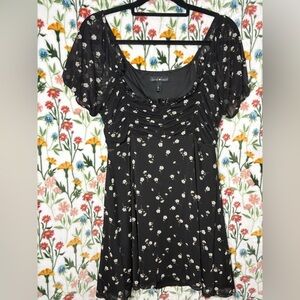 Derek Heart Black Floral Scoop-Neck Mini Dress
